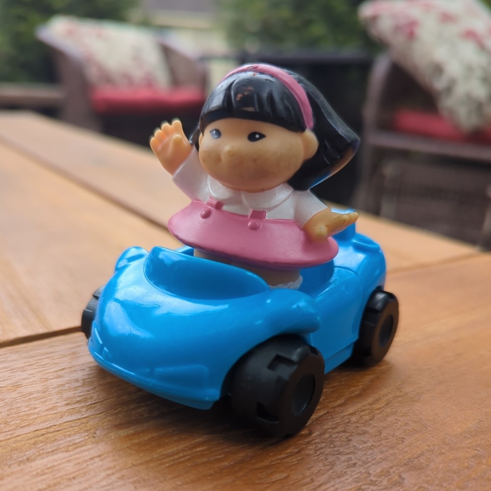 Fisher Price Little People Car + Sonya‎ Lee Girl